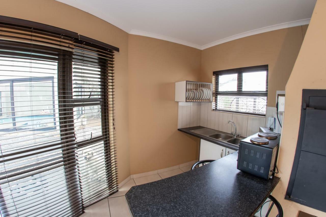 Meransha Self Catering Cc Walvis Bay Ngoại thất bức ảnh