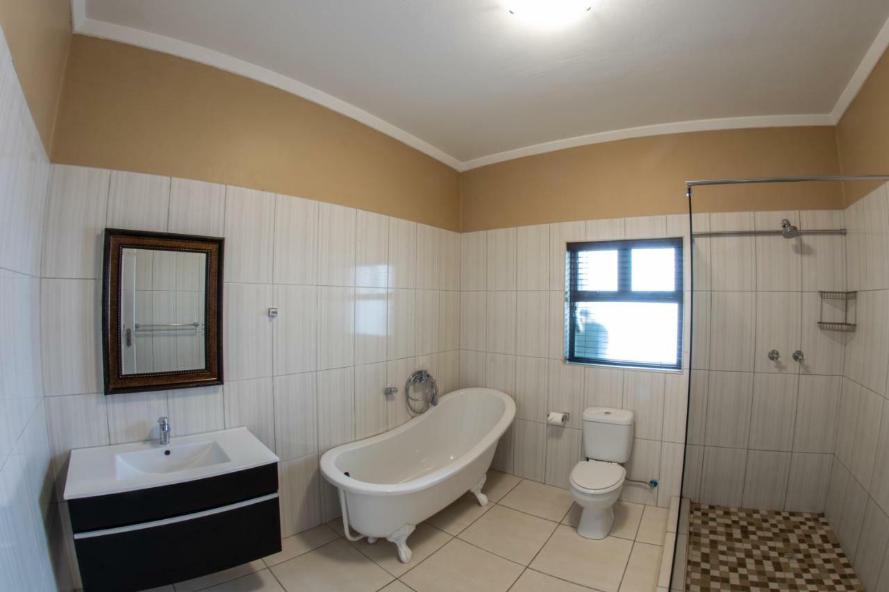 Meransha Self Catering Cc Walvis Bay Ngoại thất bức ảnh