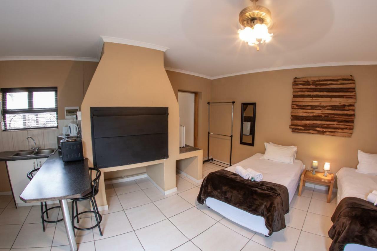 Meransha Self Catering Cc Walvis Bay Ngoại thất bức ảnh