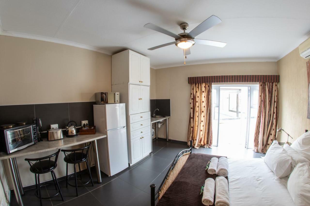 Meransha Self Catering Cc Walvis Bay Ngoại thất bức ảnh