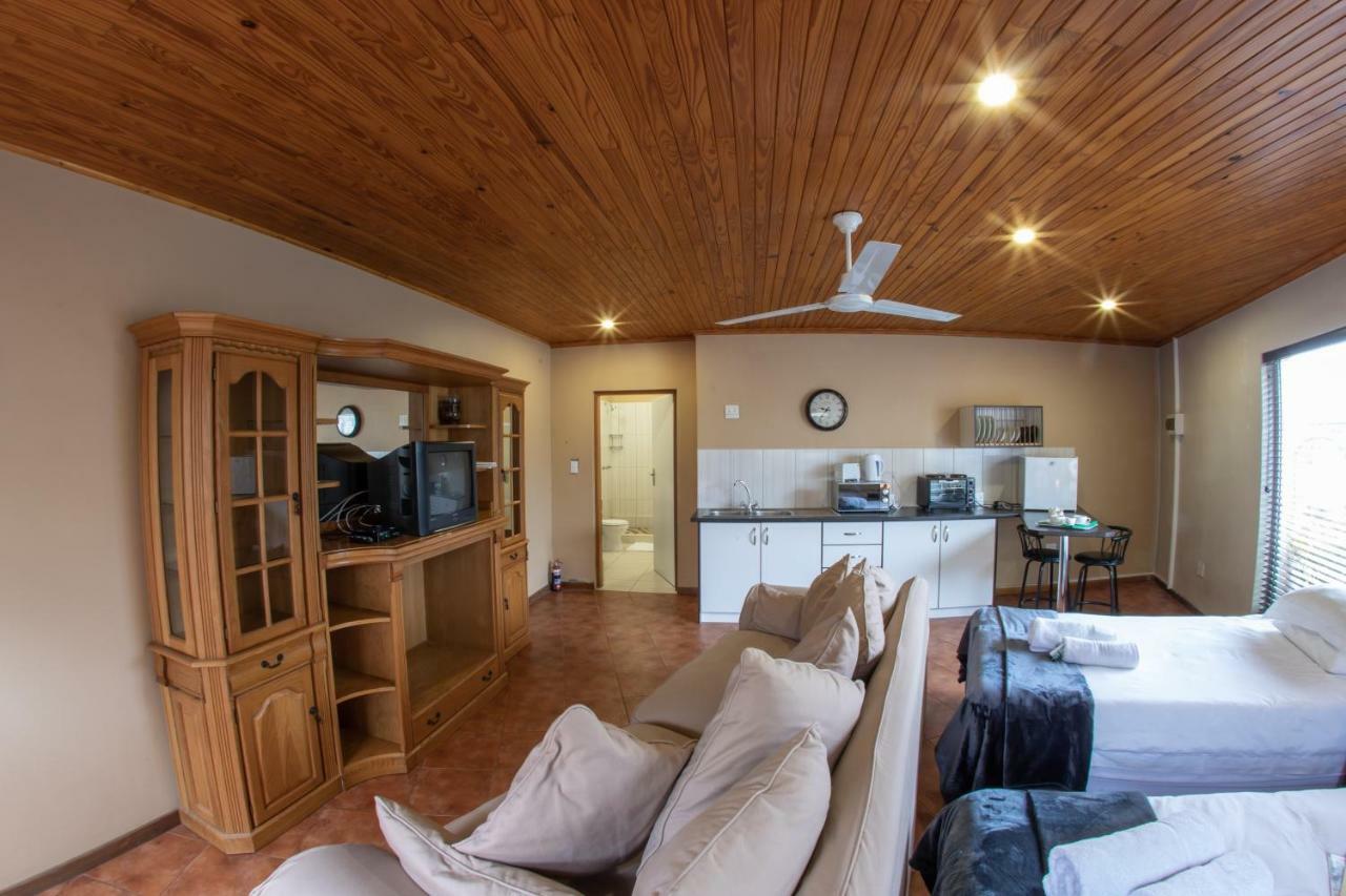 Meransha Self Catering Cc Walvis Bay Ngoại thất bức ảnh