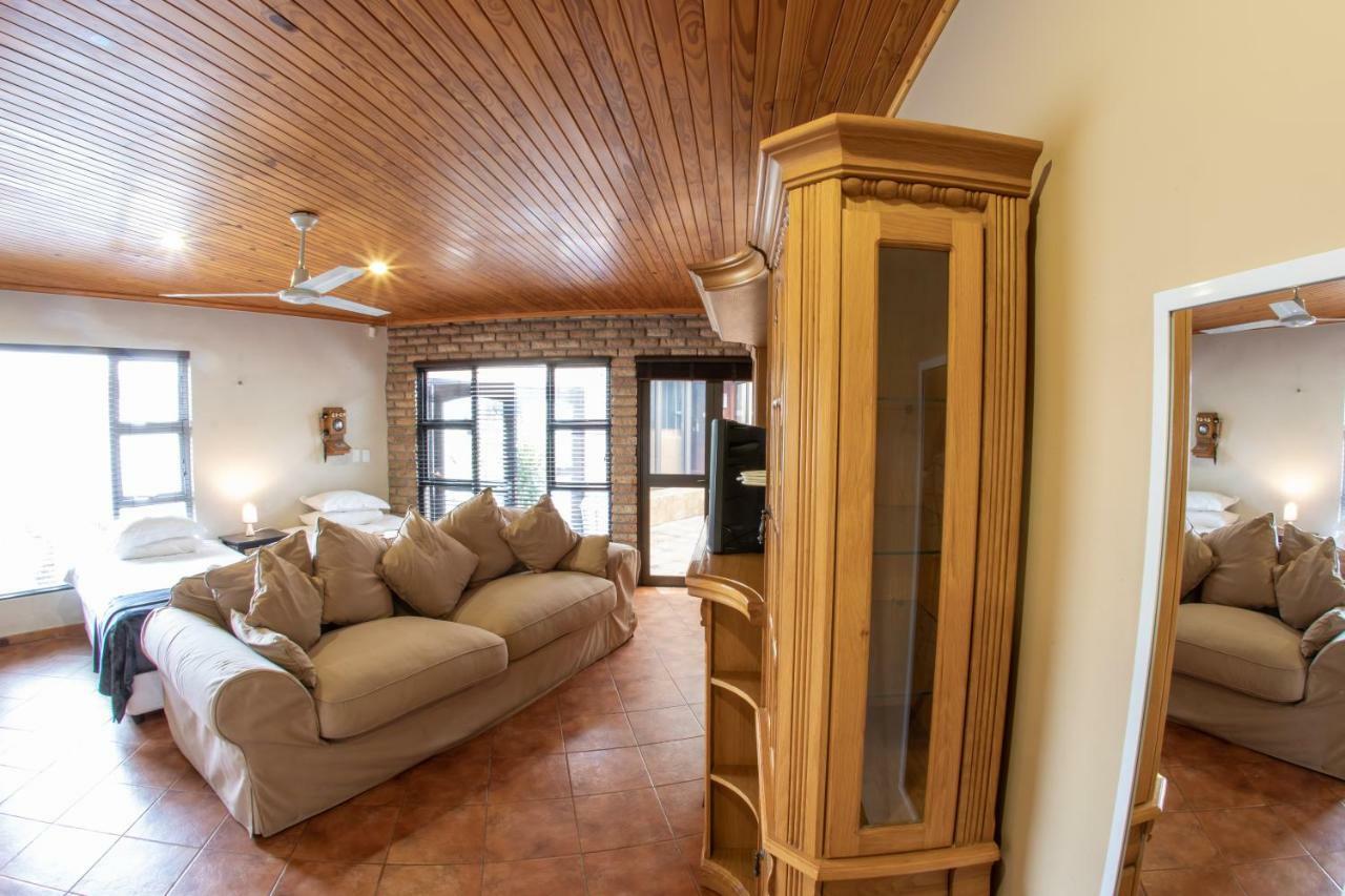 Meransha Self Catering Cc Walvis Bay Ngoại thất bức ảnh