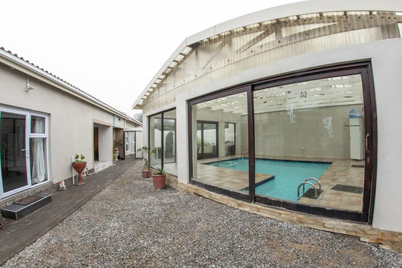 Meransha Self Catering Cc Walvis Bay Ngoại thất bức ảnh